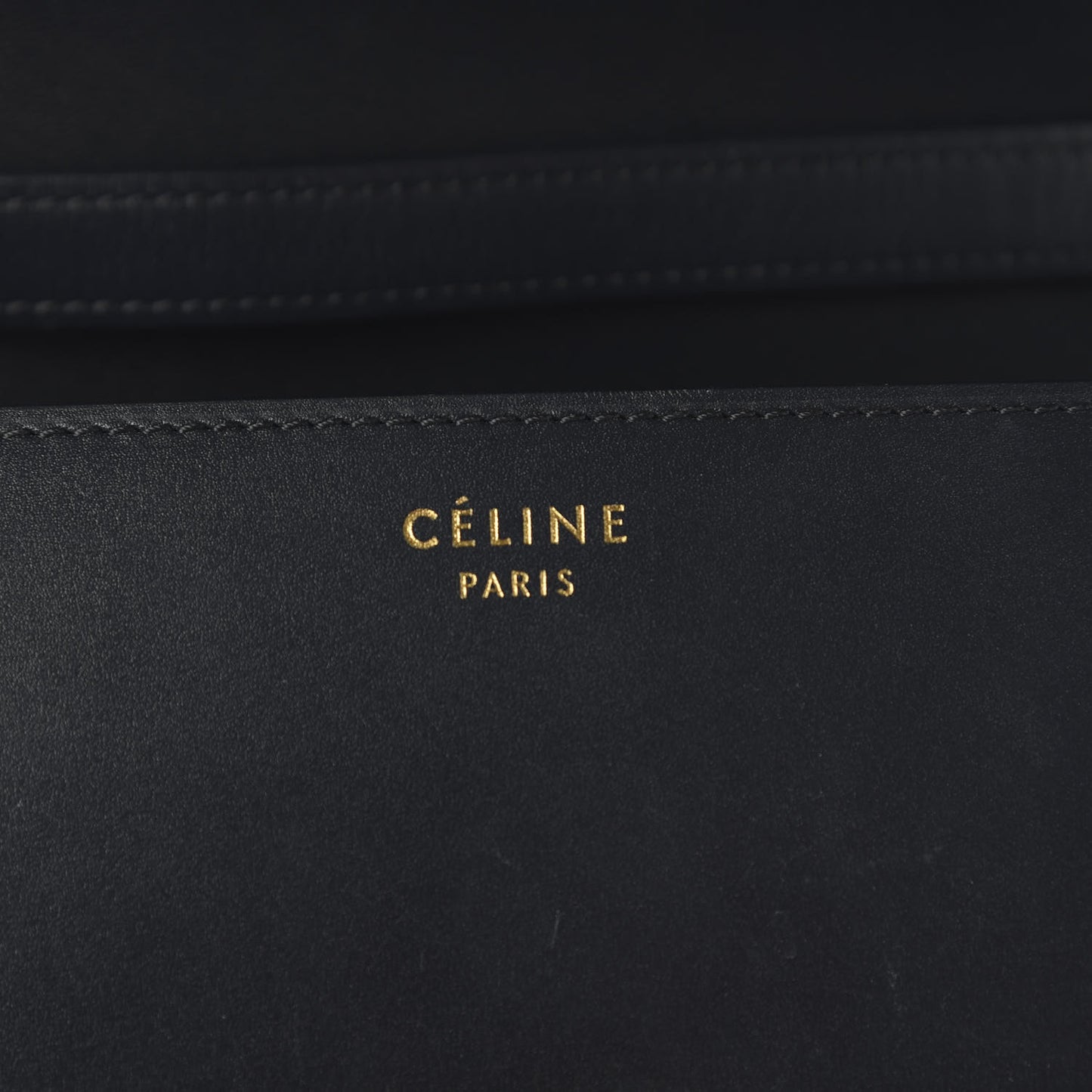 Box Calfskin Medium Classic Box Flap Bag Navy