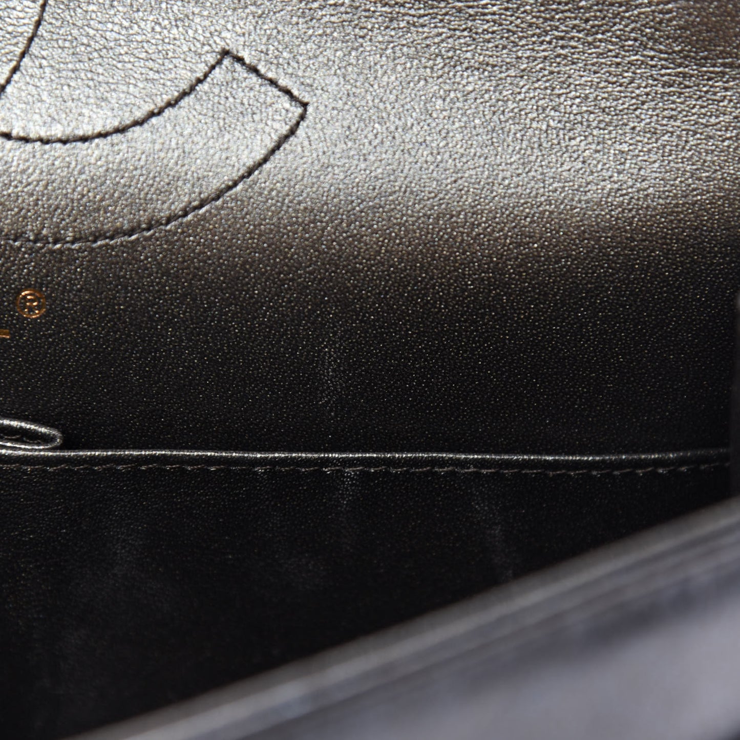 Iridescent Calfskin Quilted 2.55 Reissue 226 Flap Ruthenium