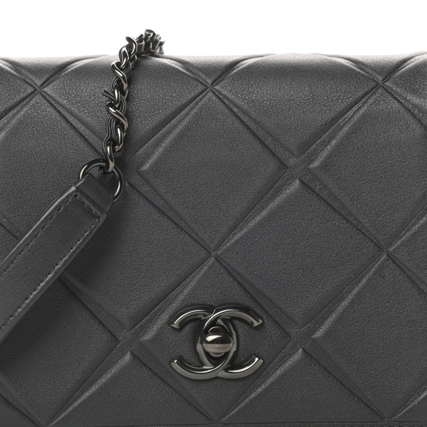 Calfskin Mini Propeller Flap Black