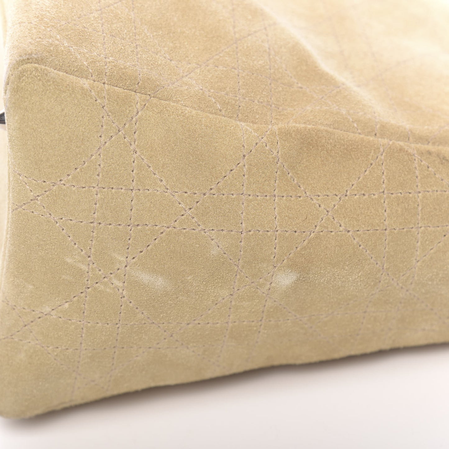 Suede Cannage Medium Lady Dior Beige