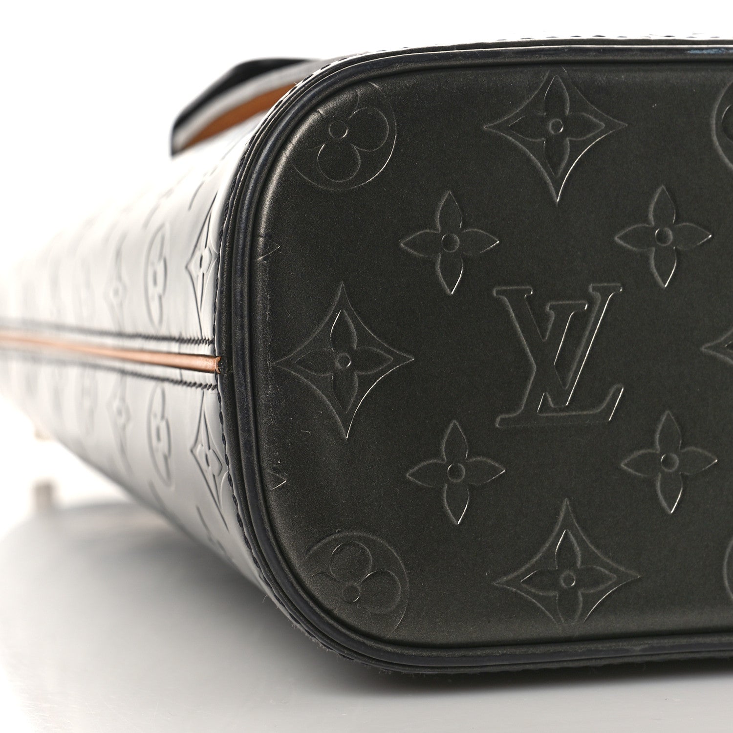 Louis Vuitton Mat Monogram Willwood Black 13 of 26