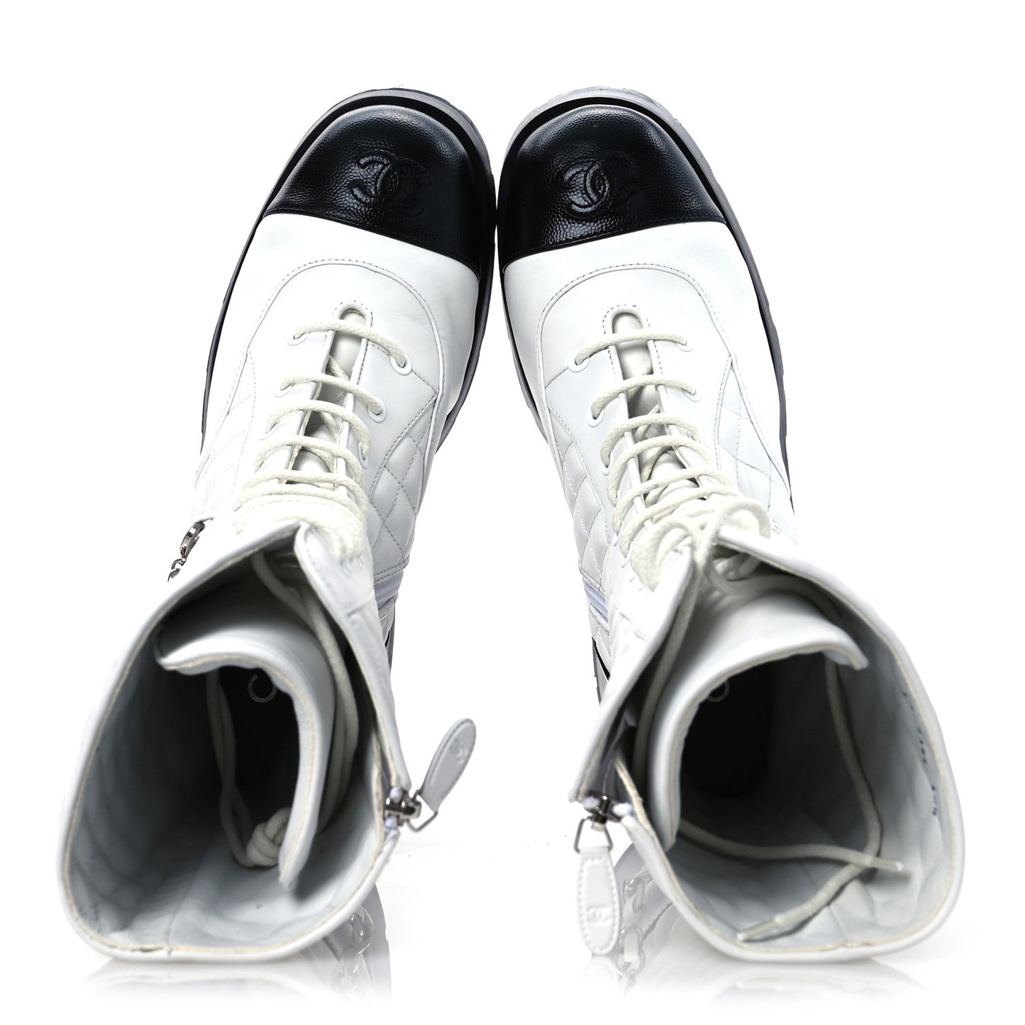 Grained Calfskin Quilted Chain Lace Up Combat Long Boots 40.5 White Black