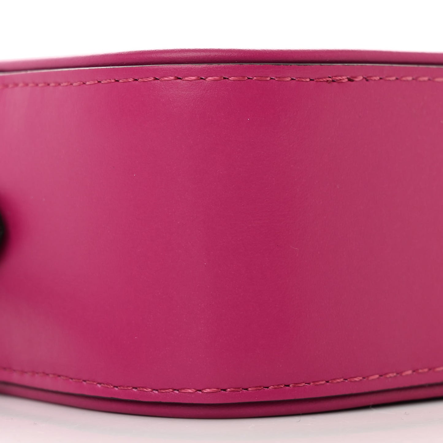 Vitello Epoque FF Embossed Camera Case Ciclamino Pilar