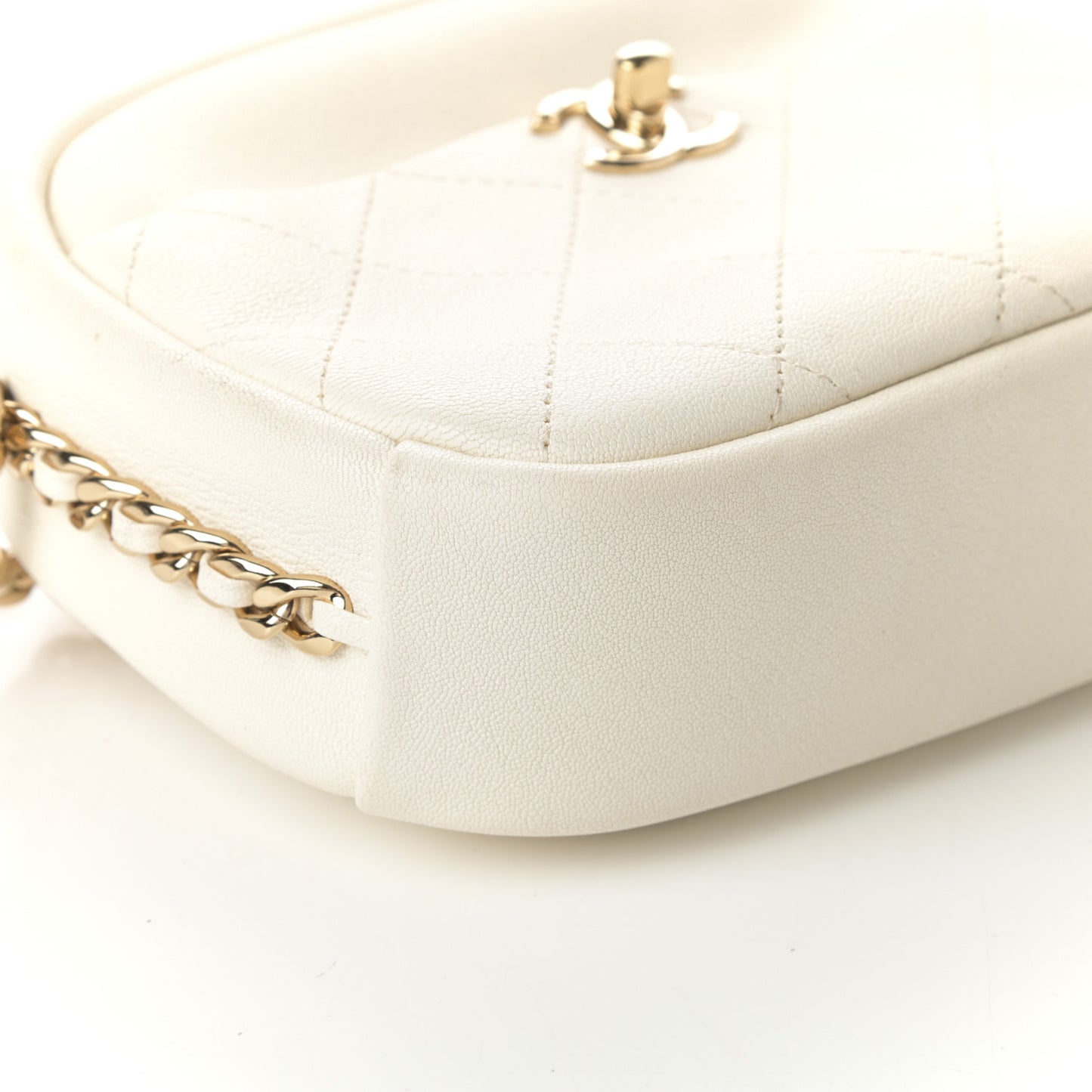 Goatskin Quilted Small Casual Trip Camera Case White