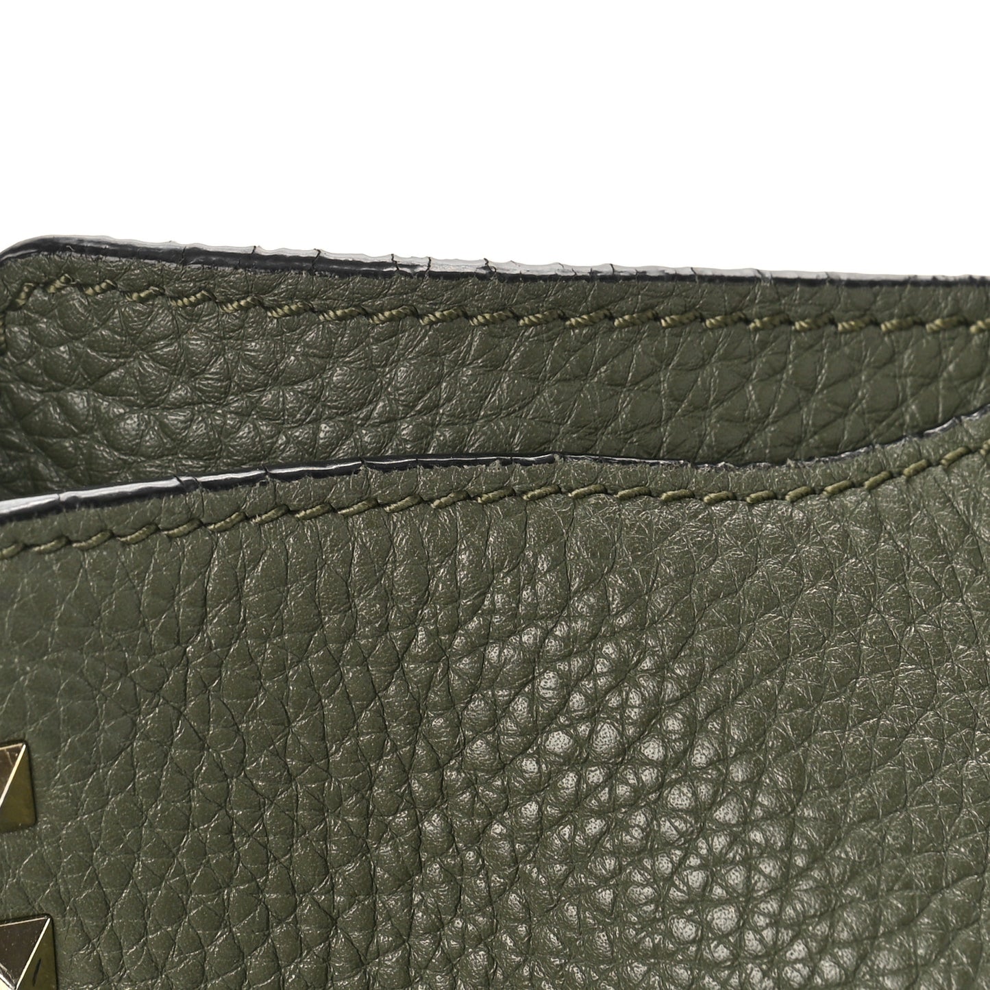 Pebbled Calfskin Small Rockstud Flip-Lock Messenger Bag Oasis