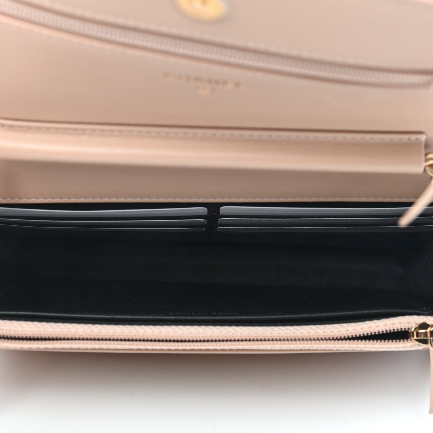Caviar Quilted CC Filigree Wallet On Chain WOC Beige Black