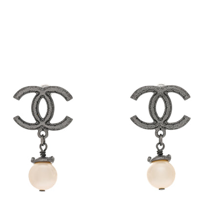 Chanel Pearl CC Drop Camelia Earrings Black Pearly White 1 of 4