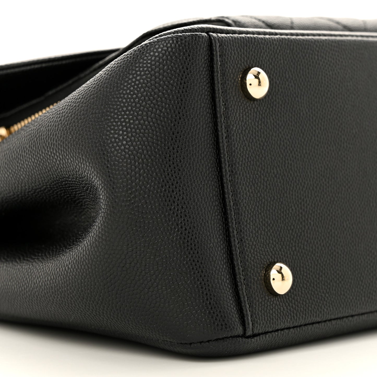 Caviar Quilted Large Business Affinity Flap Black