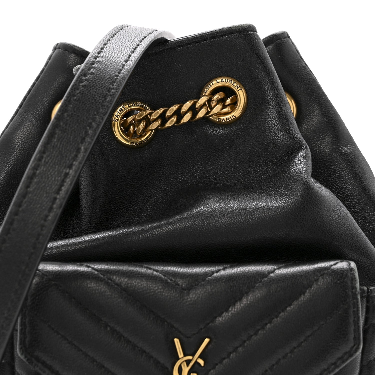 Saint Laurent モノグラム ボディーバッグ Saint Laurent Lambskin Matelasse Monogram Joe Nano Bucket Bag