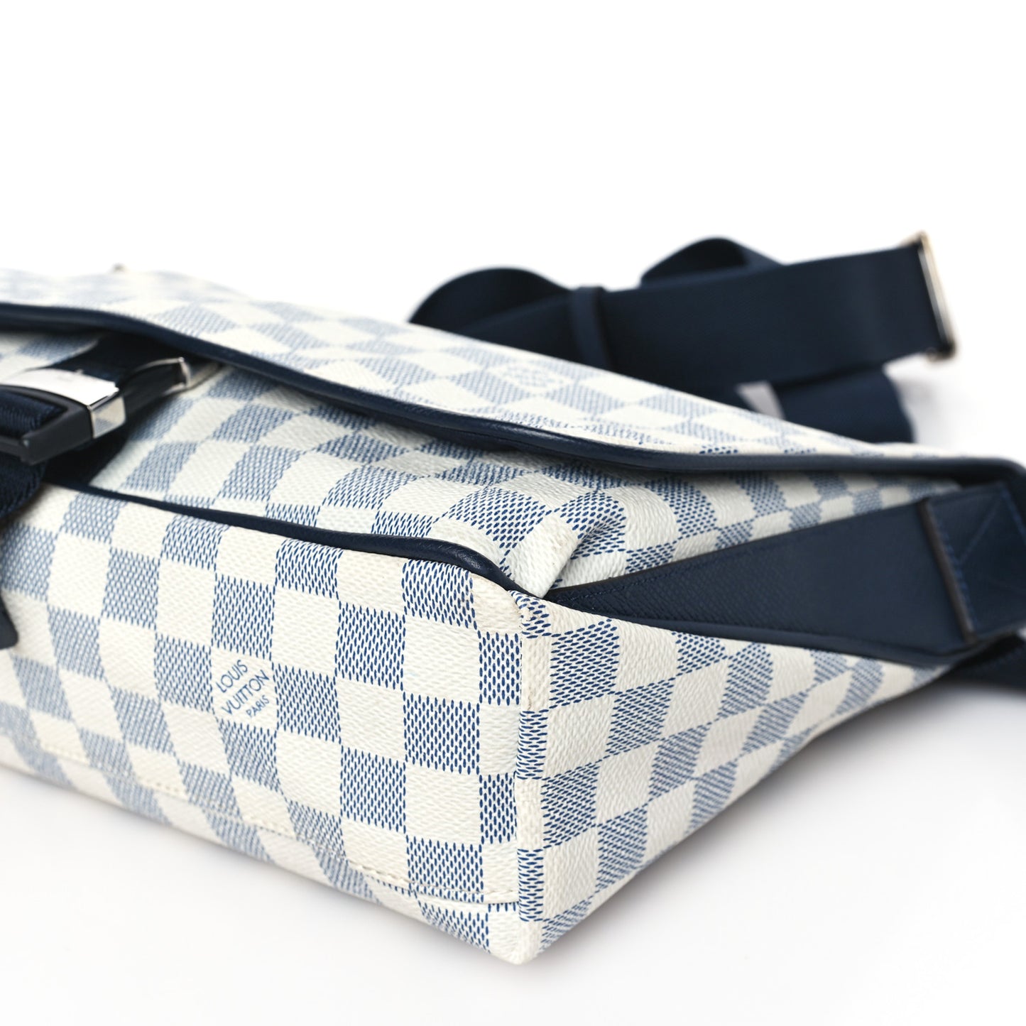 Damier Azur Matchpoint Messenger