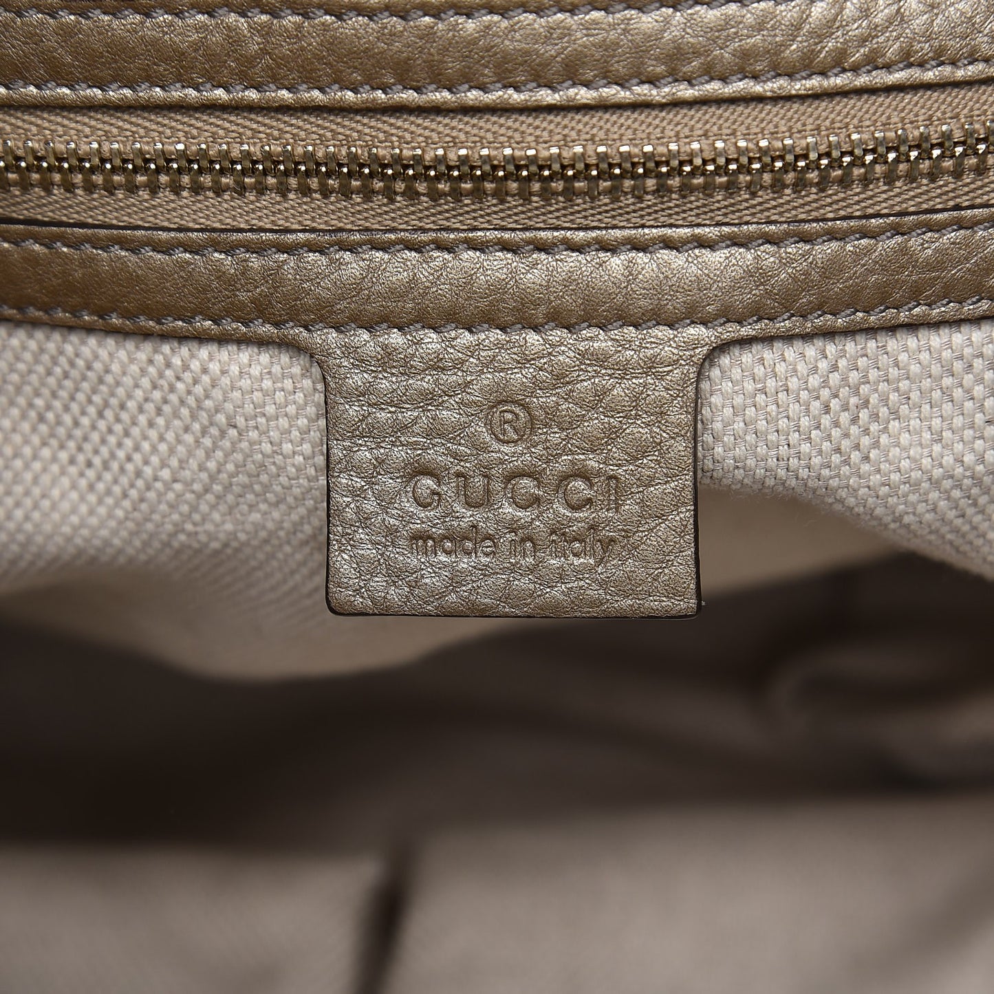 Metallic Pebbled Calfskin Medium Soho Chain Shoulder Bag Golden Beige