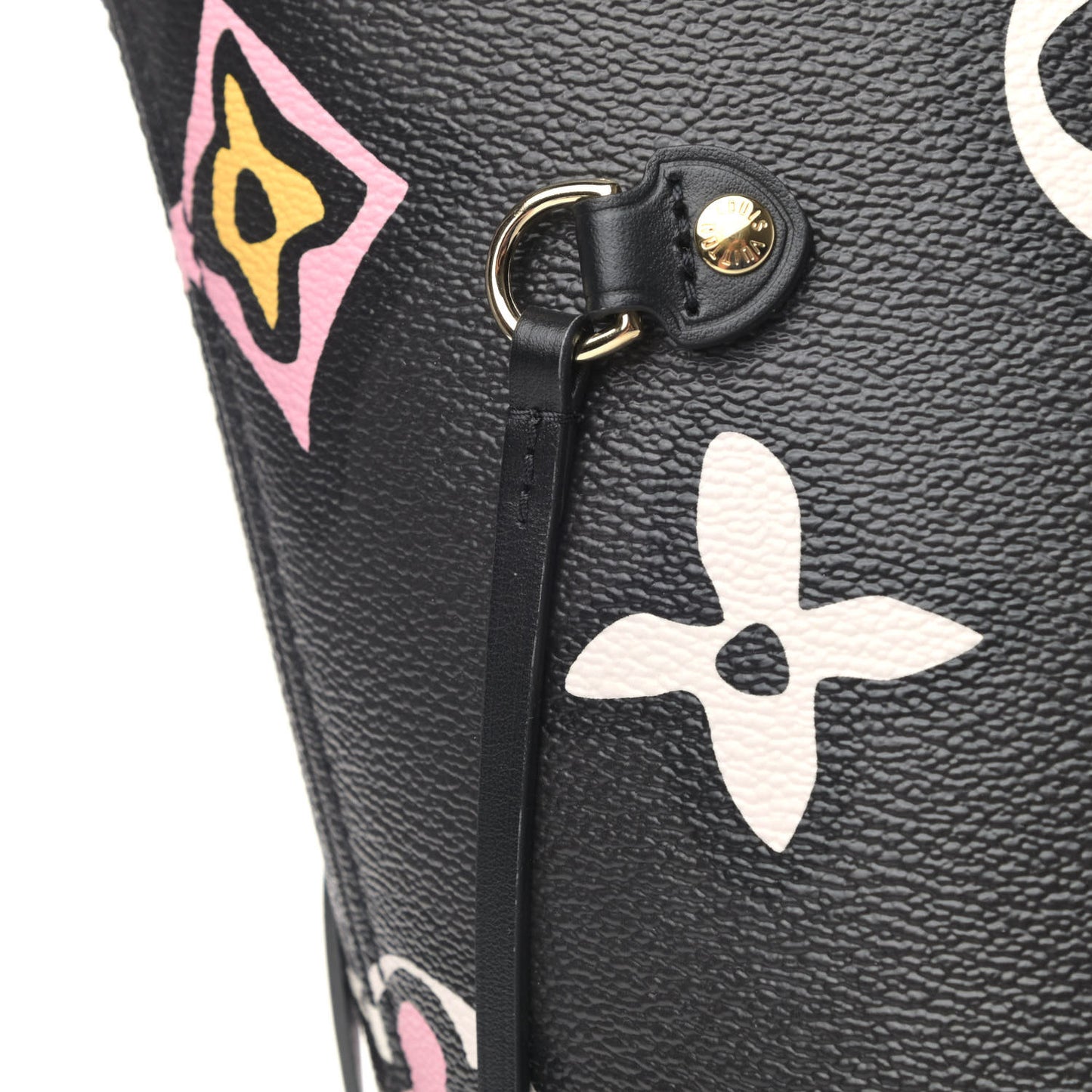 Monogram Giant Wild At Heart Neverfull MM Black