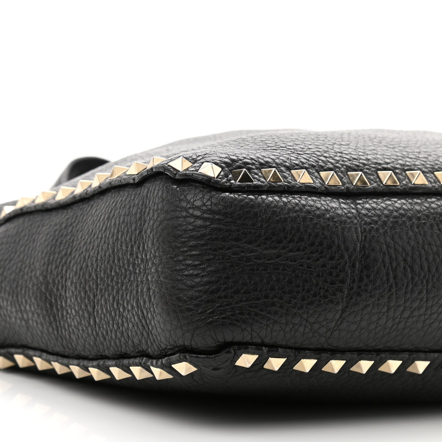 Pebbled Calfskin Large Rockstud Flip-Lock Messenger Bag Black