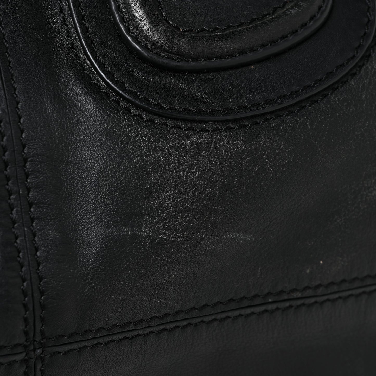 Lambskin Medium Nightingale Black