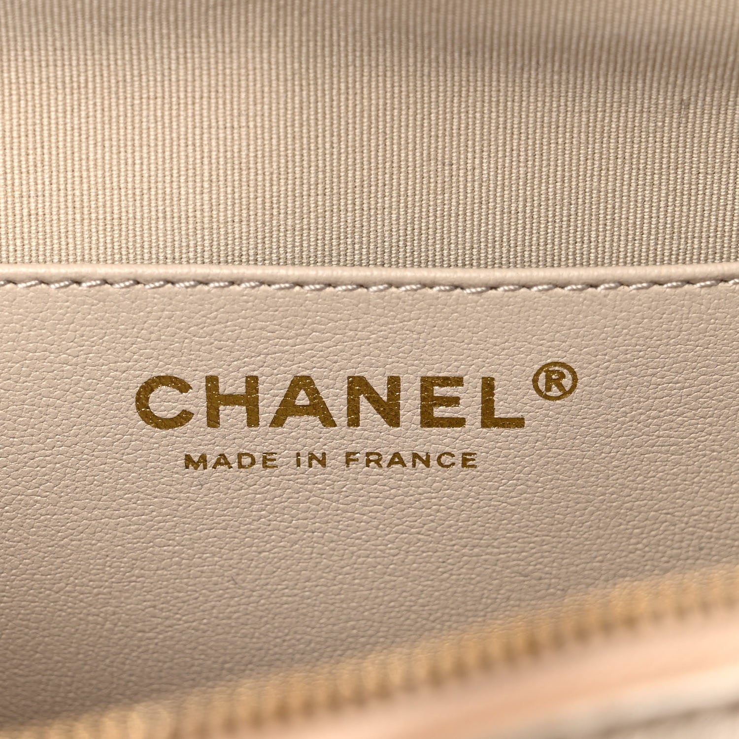 Chanel Metallic Lambskin Quilted CC In Love Heart Bag Gold 6 of 10