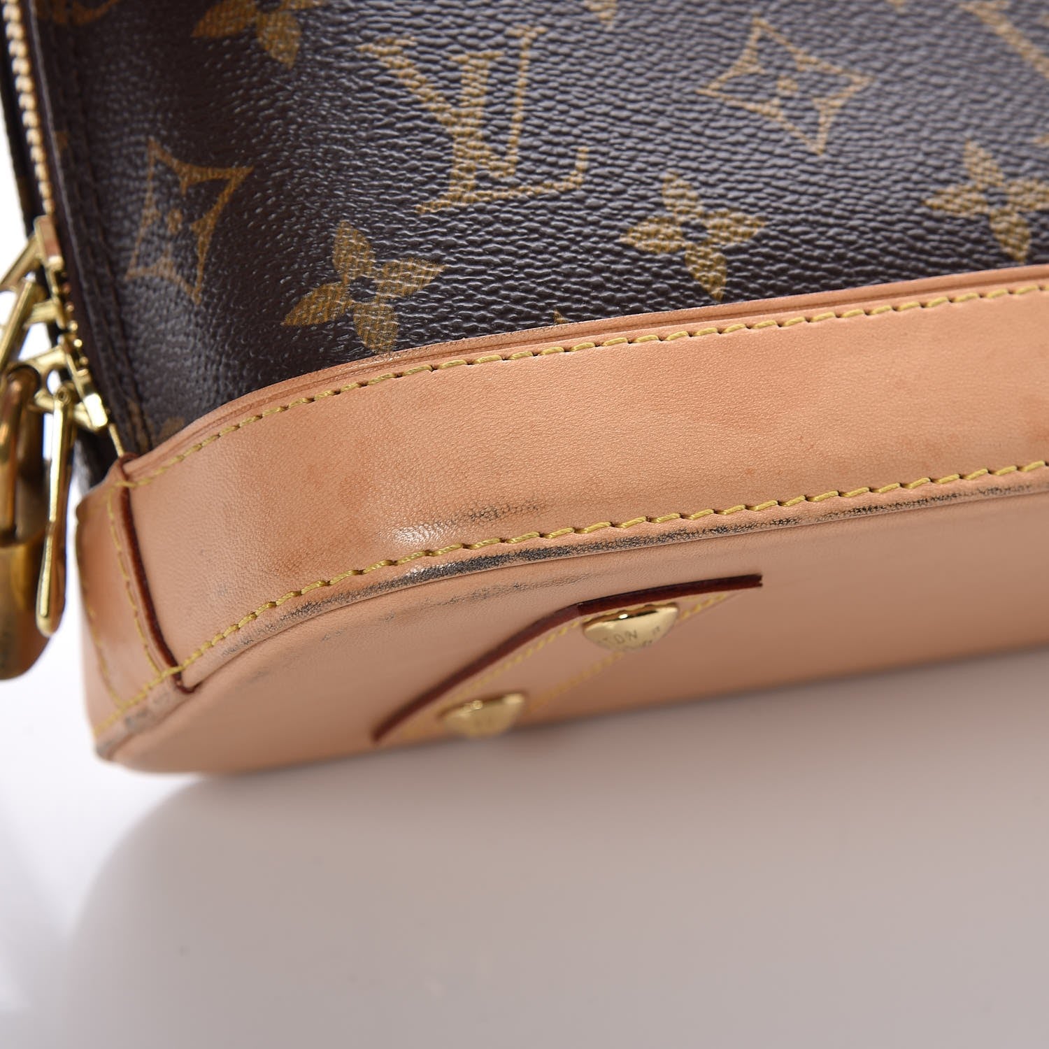 Louis Vuitton Monogram Alma BB 9 of 10
