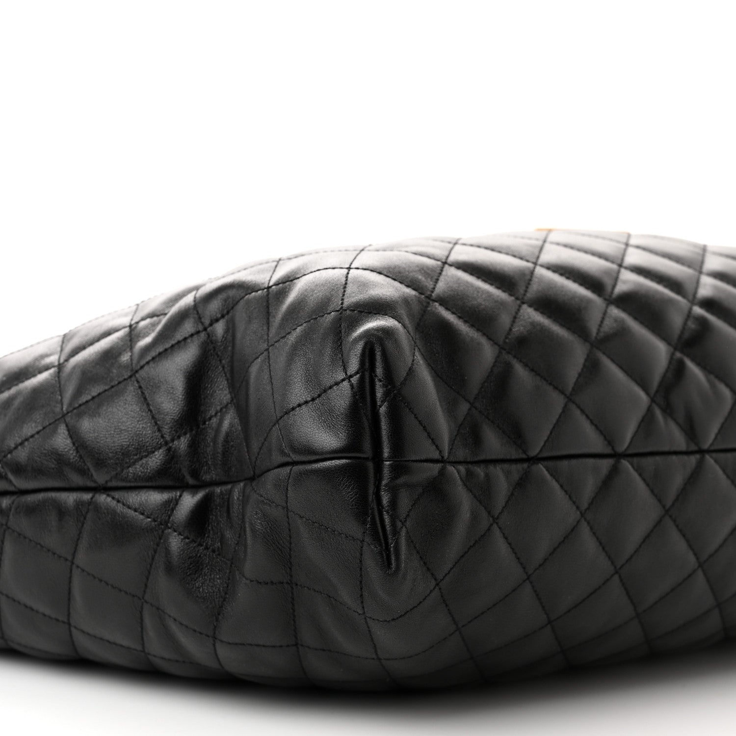 Saint Laurent Lambskin Quilted Maxi Icare Shopping Tote Black 10 of 11