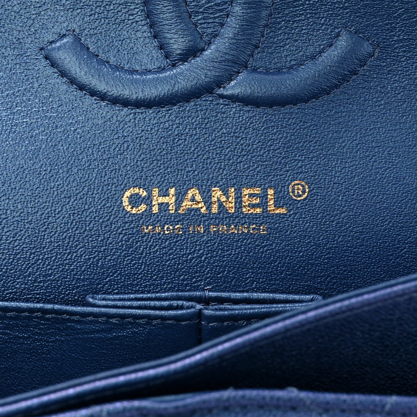 Iridescent Caviar Quilted Medium Double Flap Dark Blue