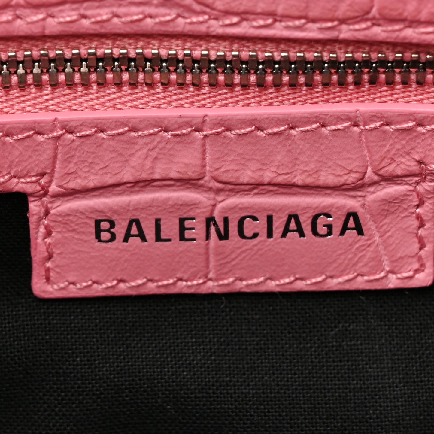 Extra Supple Calfskin Crocodile Embossed Small Le Cagole Shoulder Bag Sweet Pink