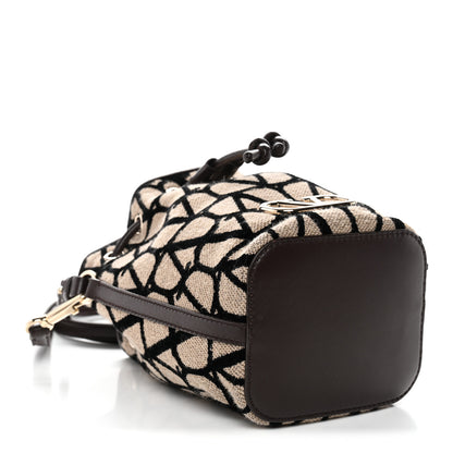 Valentino Garavani Toile Iconographe Nappa Mini Vlogo Signature Bucket Bag Naturale Black Fondant 4 of 10