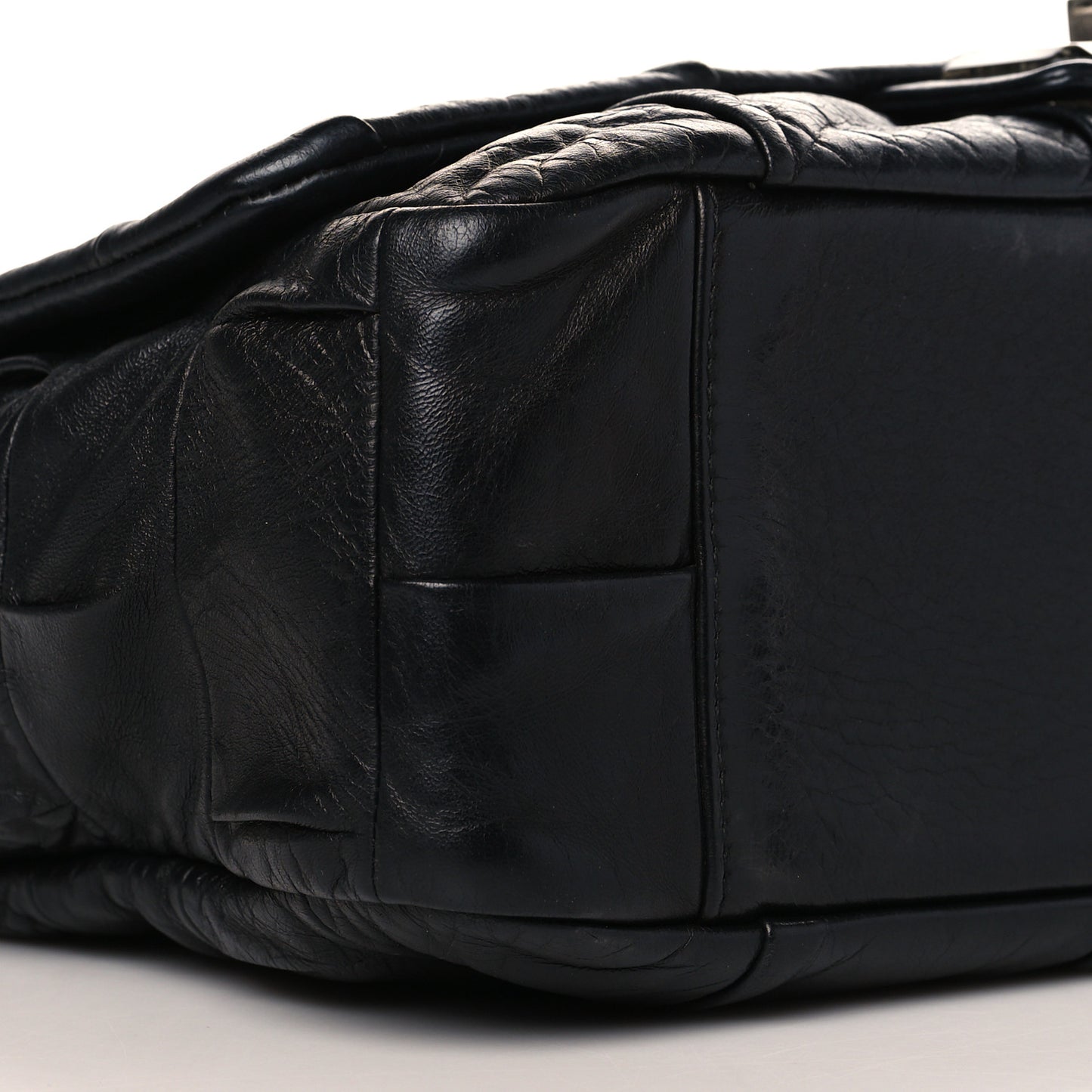Lambskin Igloo Single Flap Black
