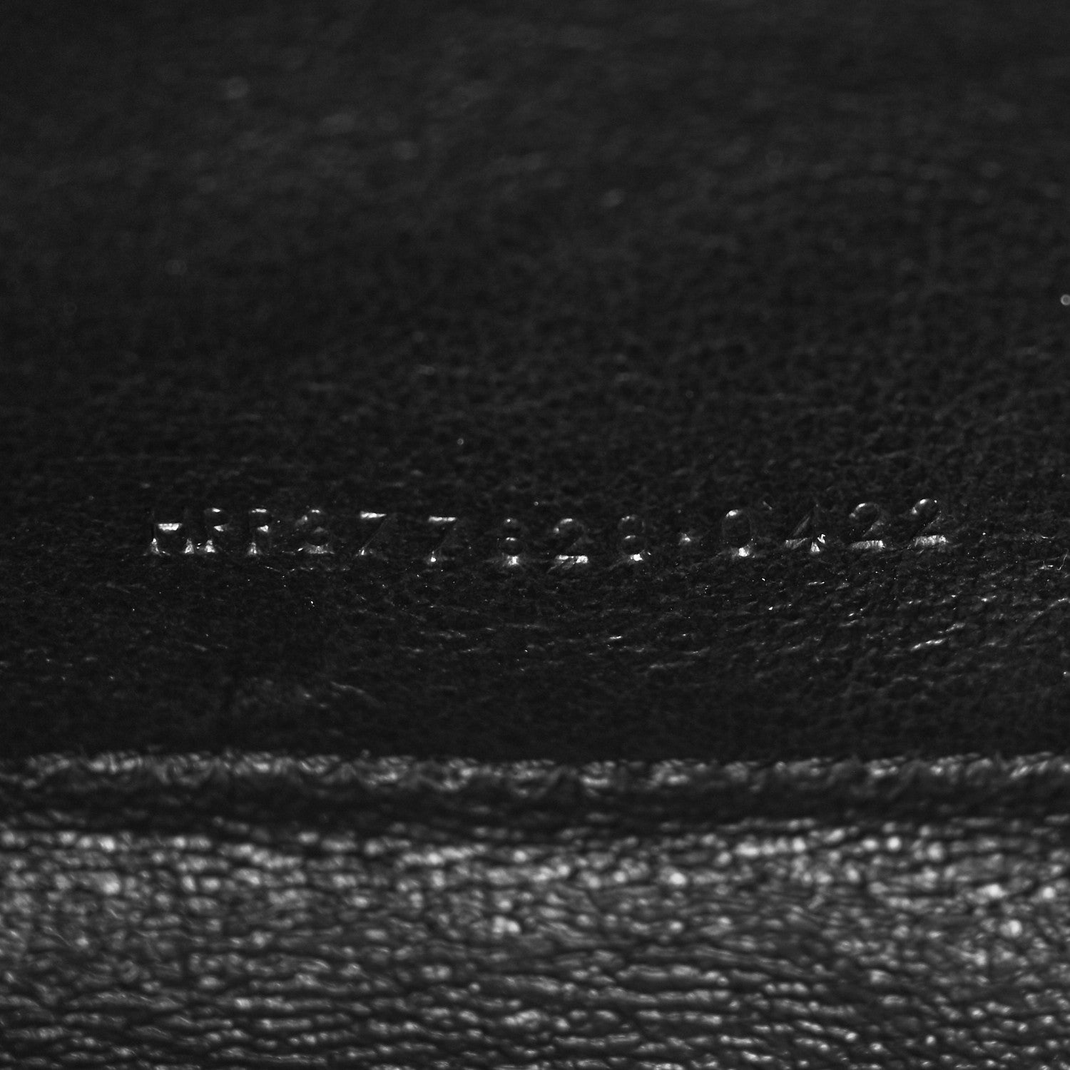 Saint Laurent Grain De Poudre Matelasse Chevron Monogram Chain Wallet Black 8 of 12