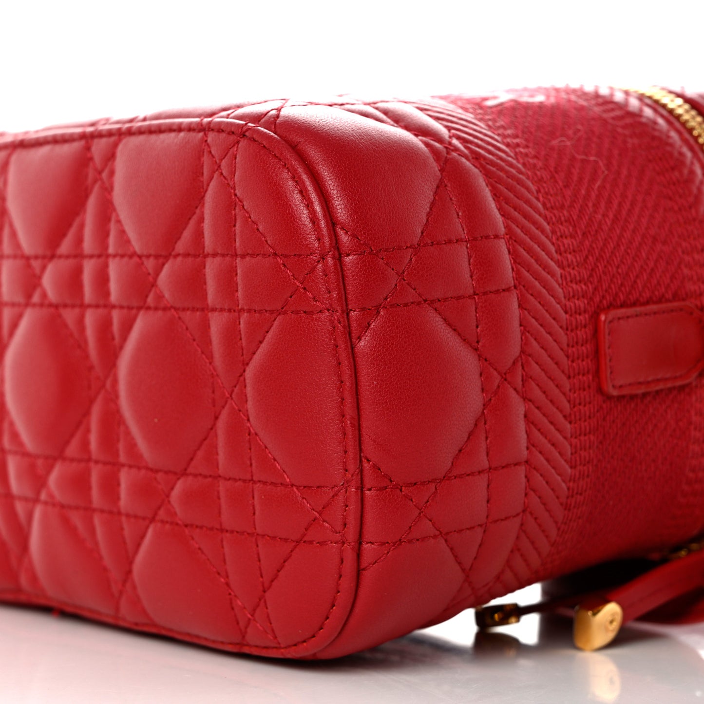 Lambskin Cannage Small Diortravel Vanity Case Red