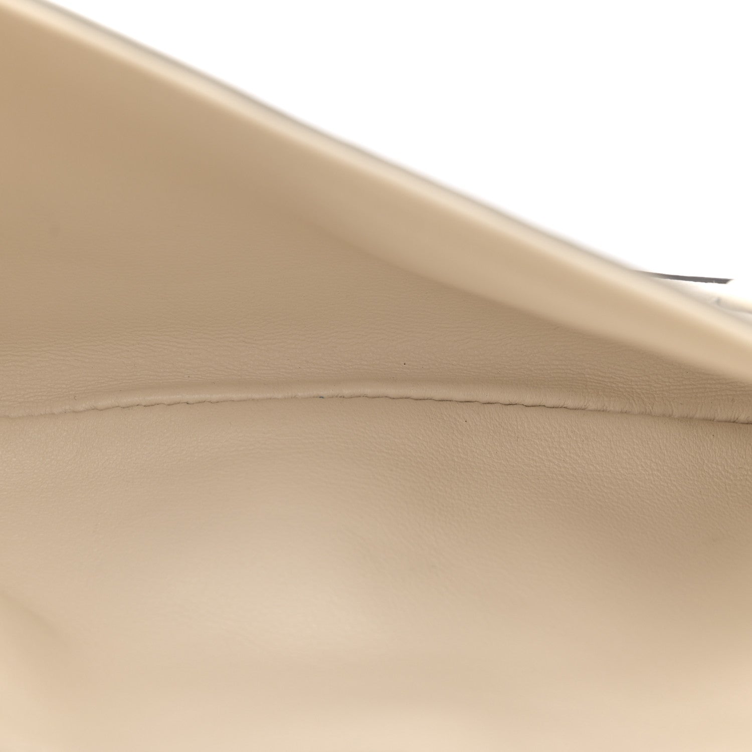 Gucci Roxy Calfskin Blondie Chain Shoulder Flap Bag Mystic White 5 of 11