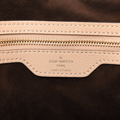 Louis Vuitton Mahina L Sable 8 of 9