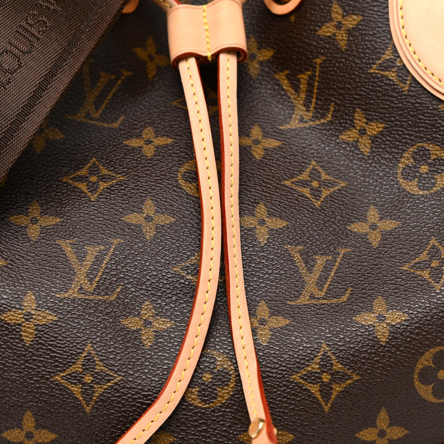 Monogram Neo