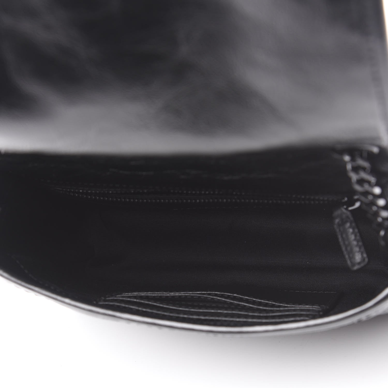 Saint Laurent Crinkled Calfskin Matelasse Monogram Niki Chain Wallet Black 5 of 9