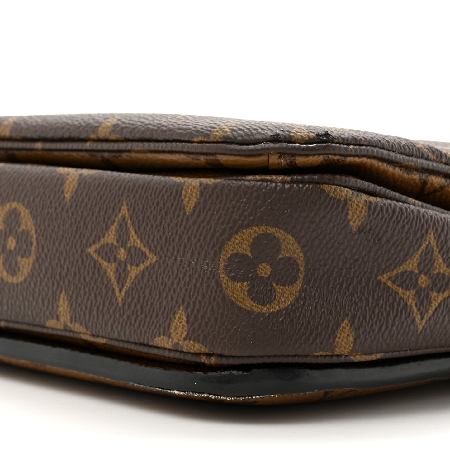 Reverse Monogram Pochette Metis
