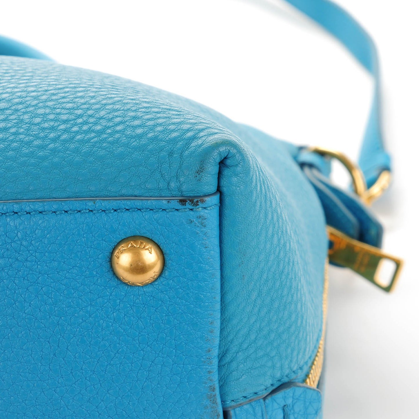 Vitello Daino Side Zip Tote Voyage