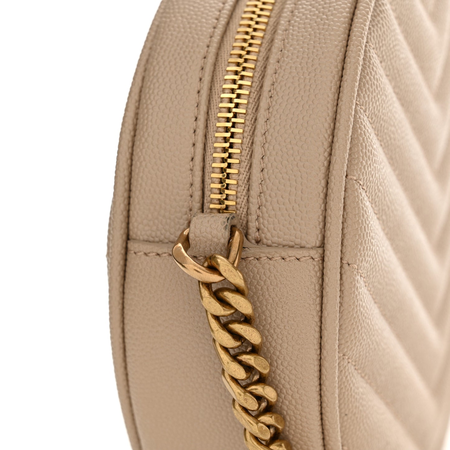 Grain De Poudre Matelasse Chevron Quilted Round Vinyle Camera Bag Dark Beige