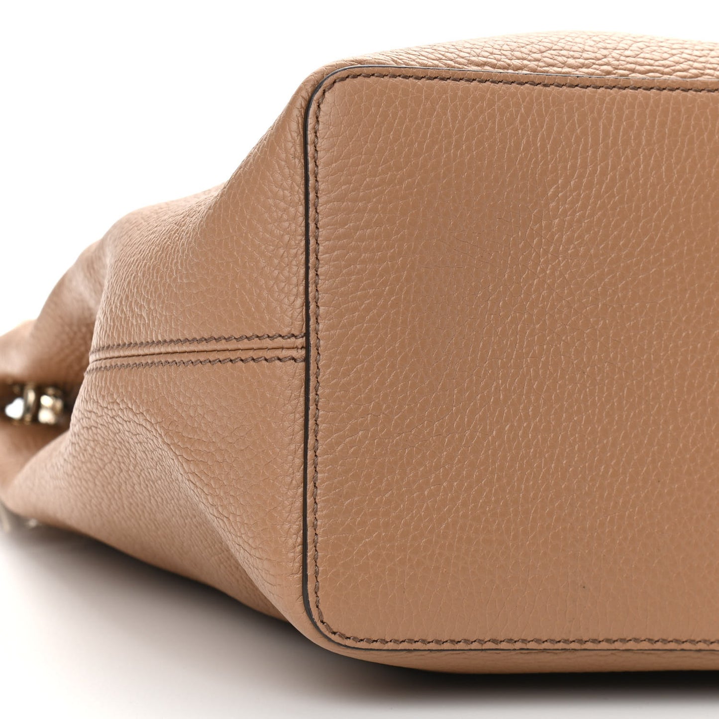 Pebbled Calfskin Large Soho Hobo Camelia