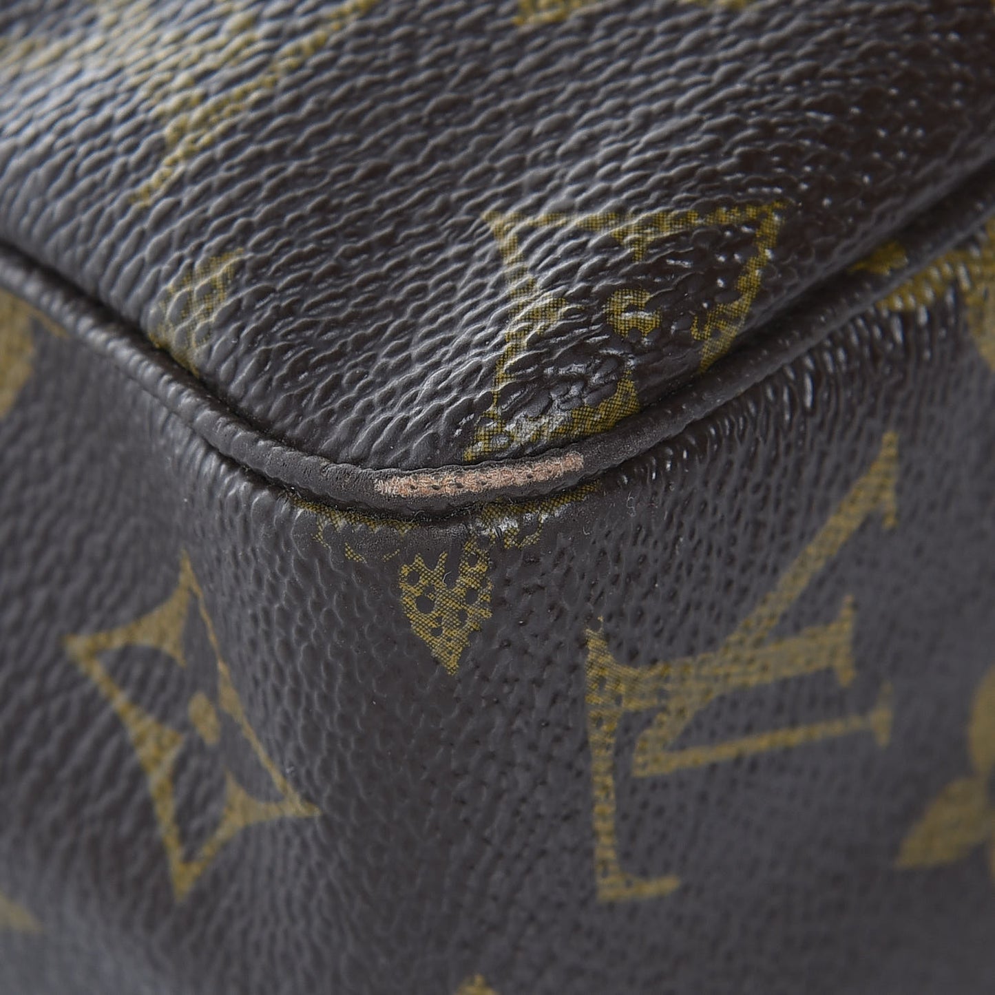 Monogram Trousse Toilette 28