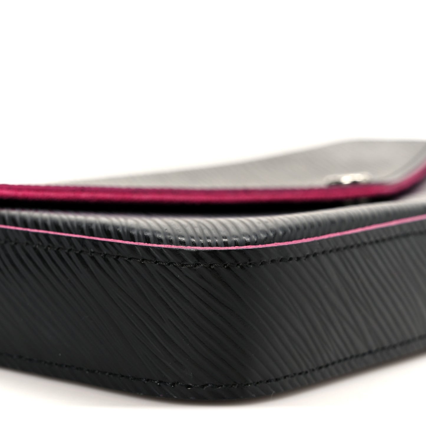 Epi Pochette Felicie Black Hot Pink