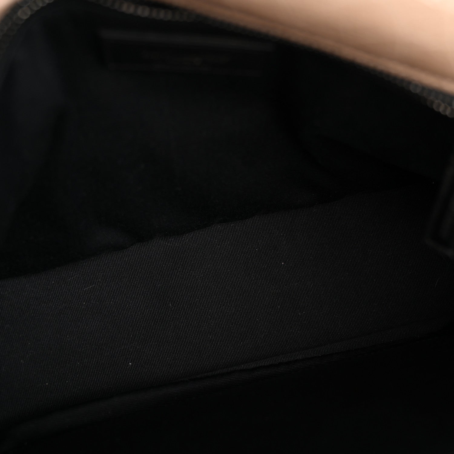 Saint Laurent Crinkled Calfskin Matelasse Monogram Medium Niki Chain Satchel Light Taupe 5 of 10