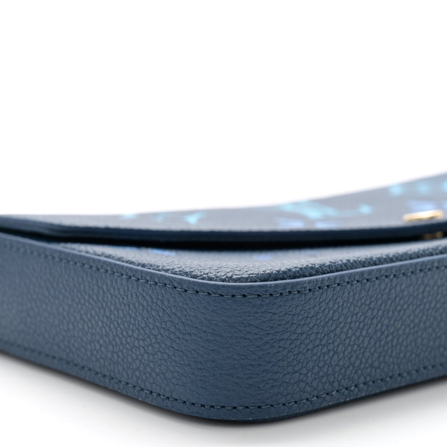 Empreinte Monogram Giant Felicie Pochette Chain Wallet Gradient Blue