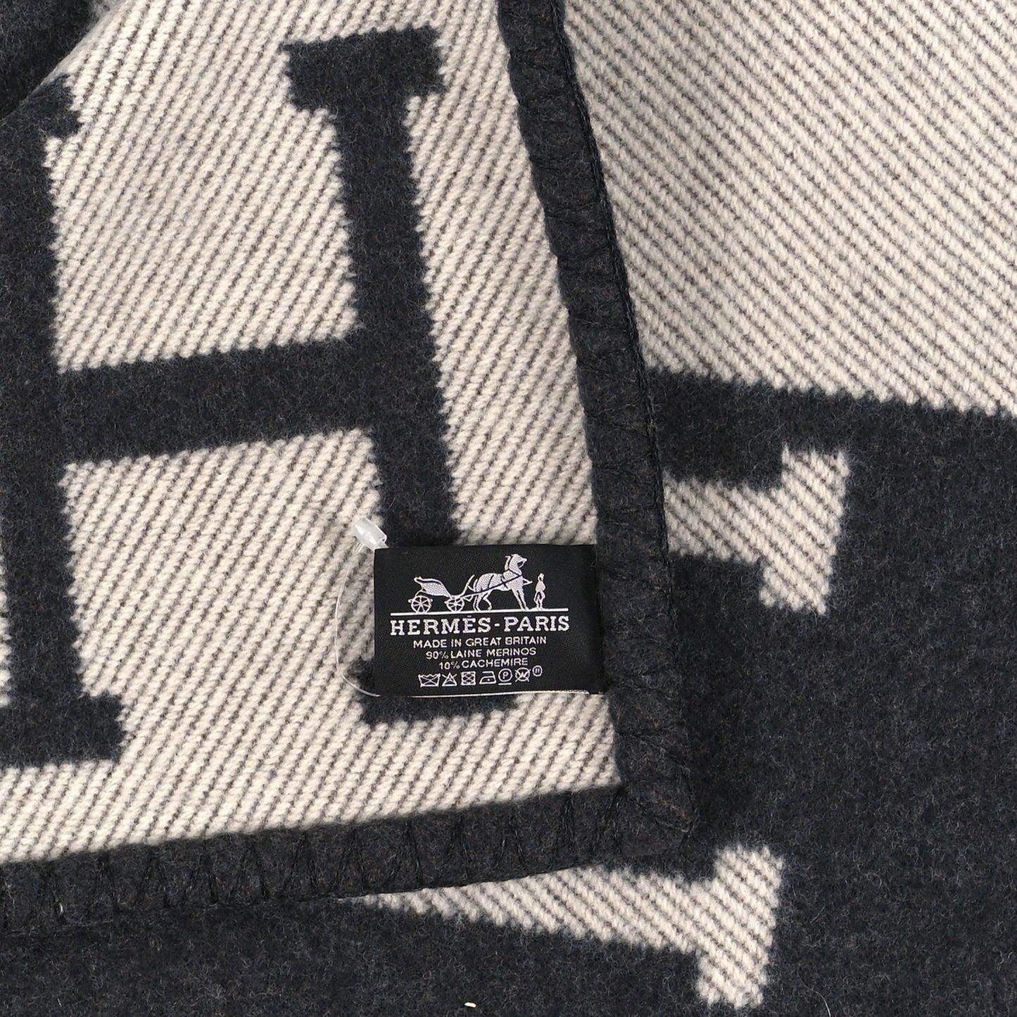 Wool Cashmere Avalon Blanket Ecru Gris Fonce