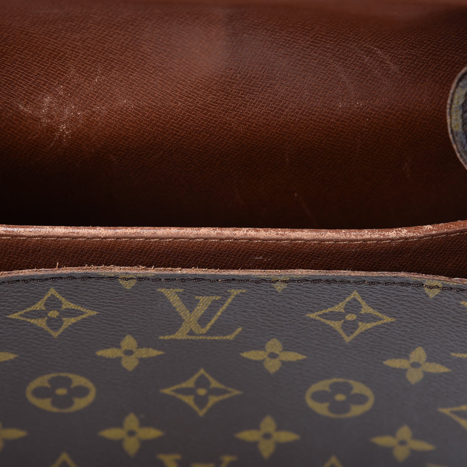 Louis Vuitton Monogram Cartouchiere 22 10 of 23