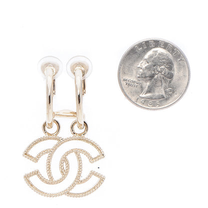 Chanel CC Dangle Clip On Earring Gold 2 of 4