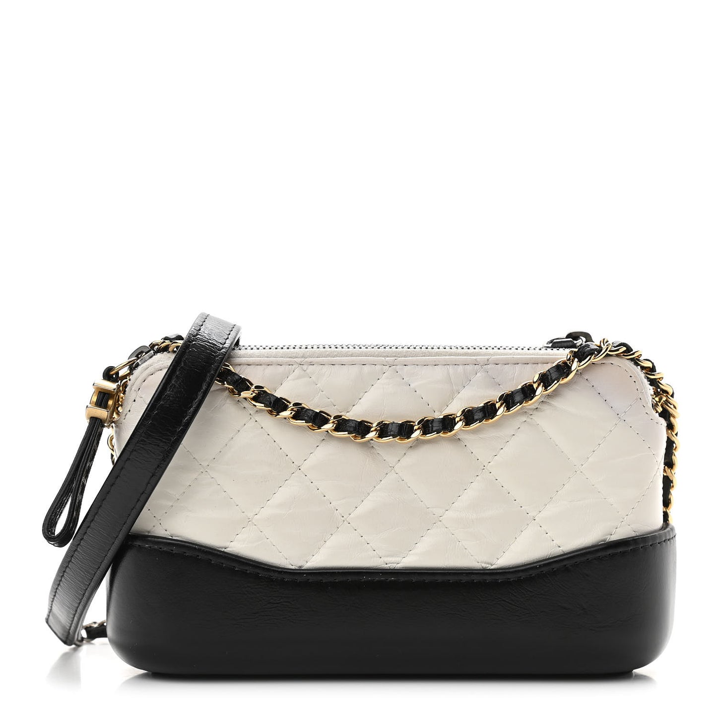 Aged Calfskin Quilted Small Gabrielle Clutch With Chain White Black