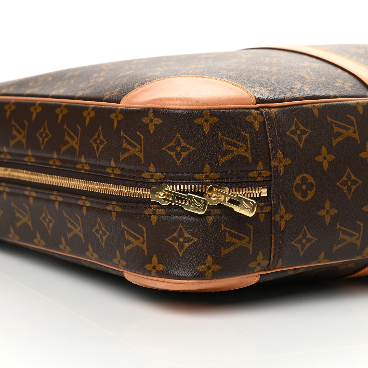 Louis Vuitton Monogram Sirius 55 8 of 13