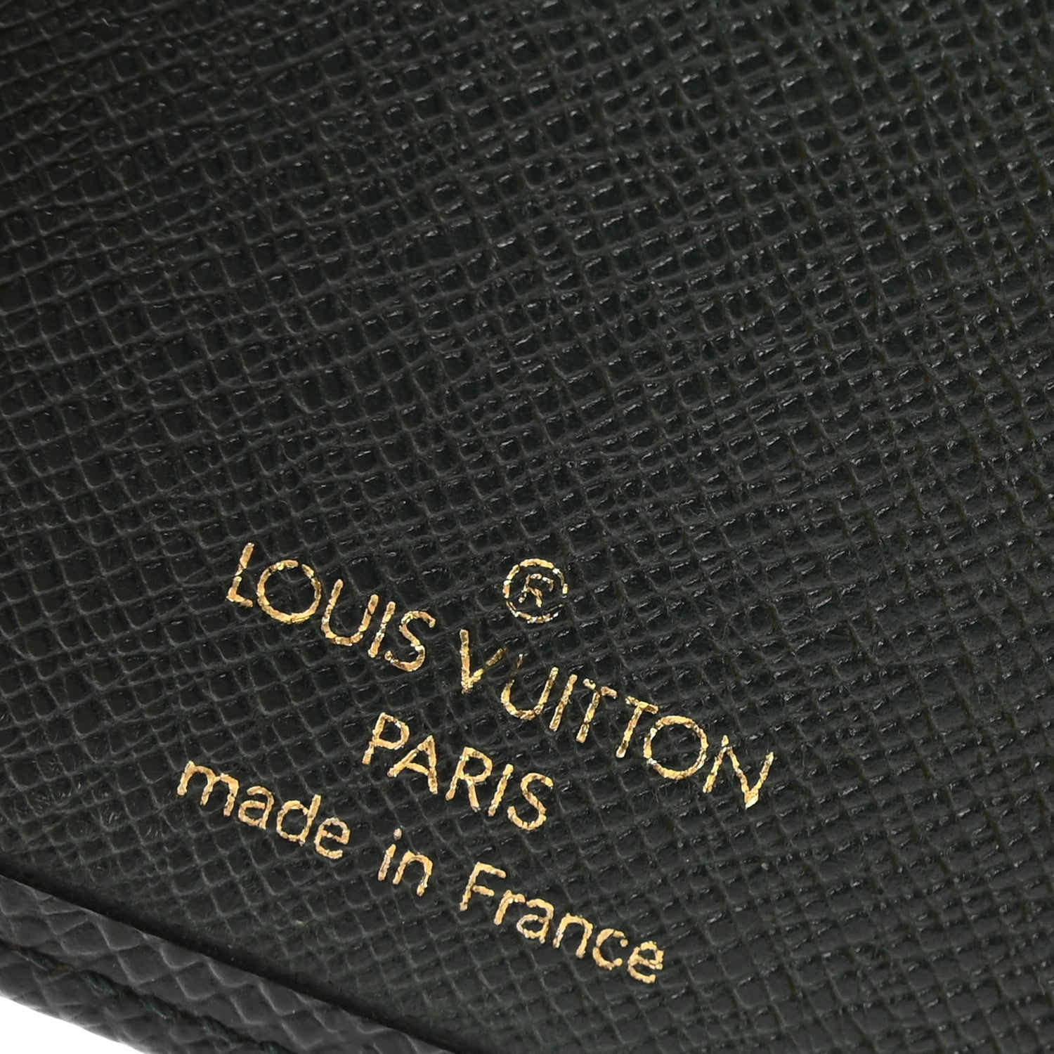 Louis Vuitton Taiga Medium Ring Agenda Cover Epicea 8 of 15