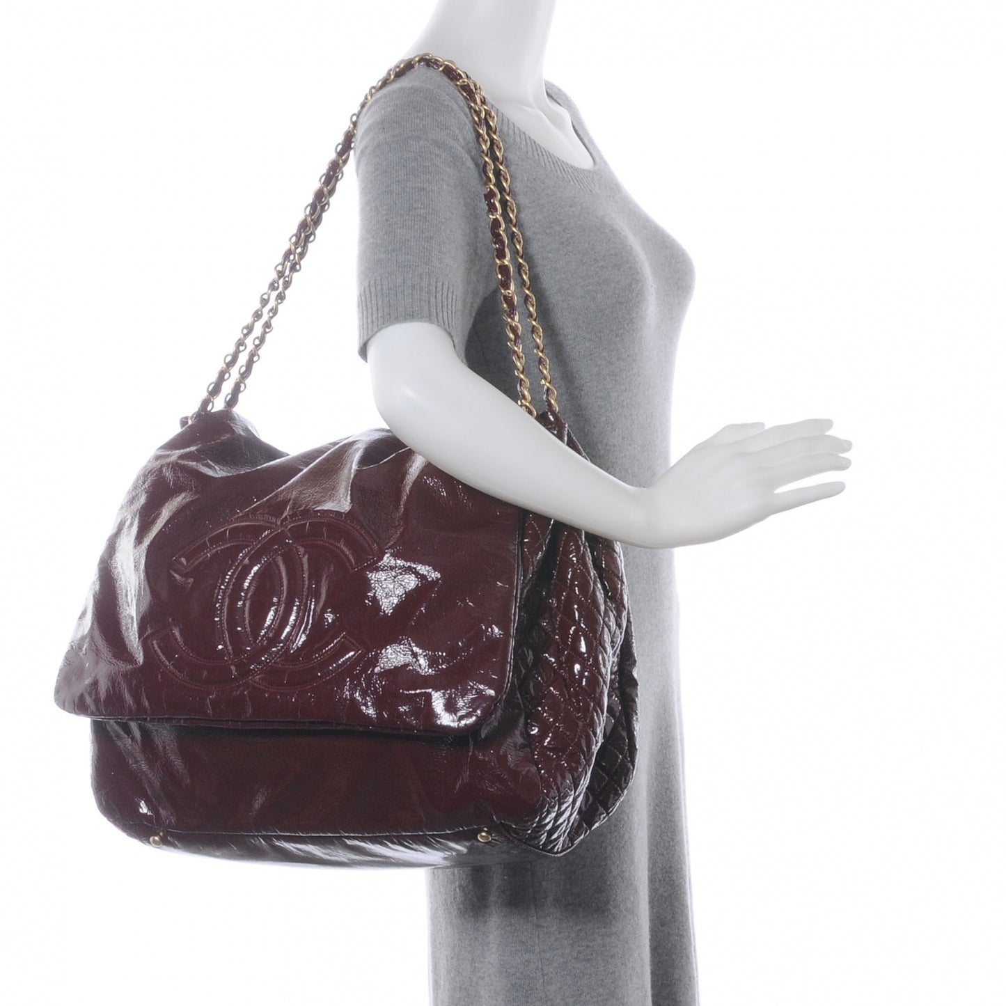 Vinyl XL Rock and Chain CC Flap Bag Bordeaux