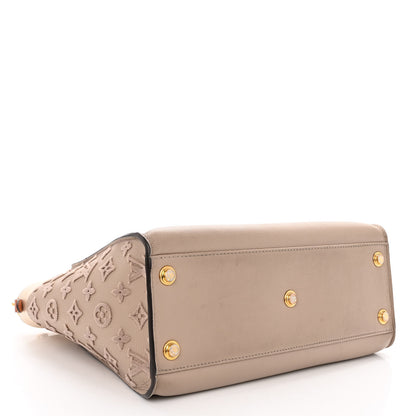 Louis Vuitton Calfskin Monogram Tufting On My Side Galet 4 of 11