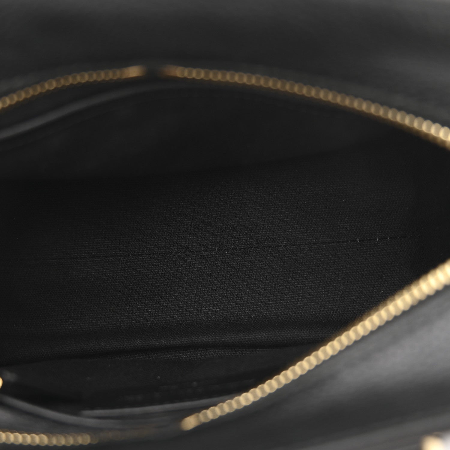 Alexander McQueen Pebbled Calfskin Mini Skull Padlock Zip Around Tote Black 5 of 12