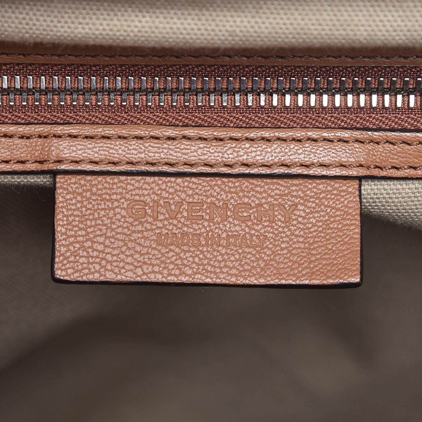 Sugar Goatskin Medium Antigona Caramel