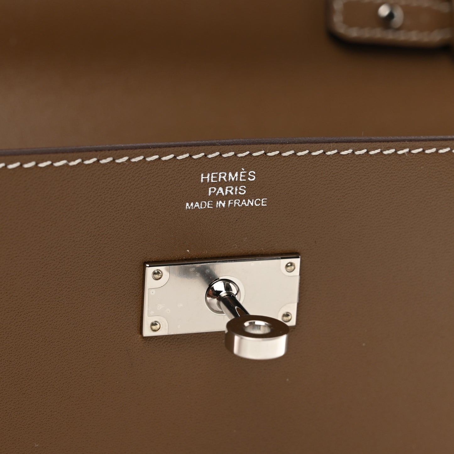 Tadelakt Kelly Wallet To Go Etoupe